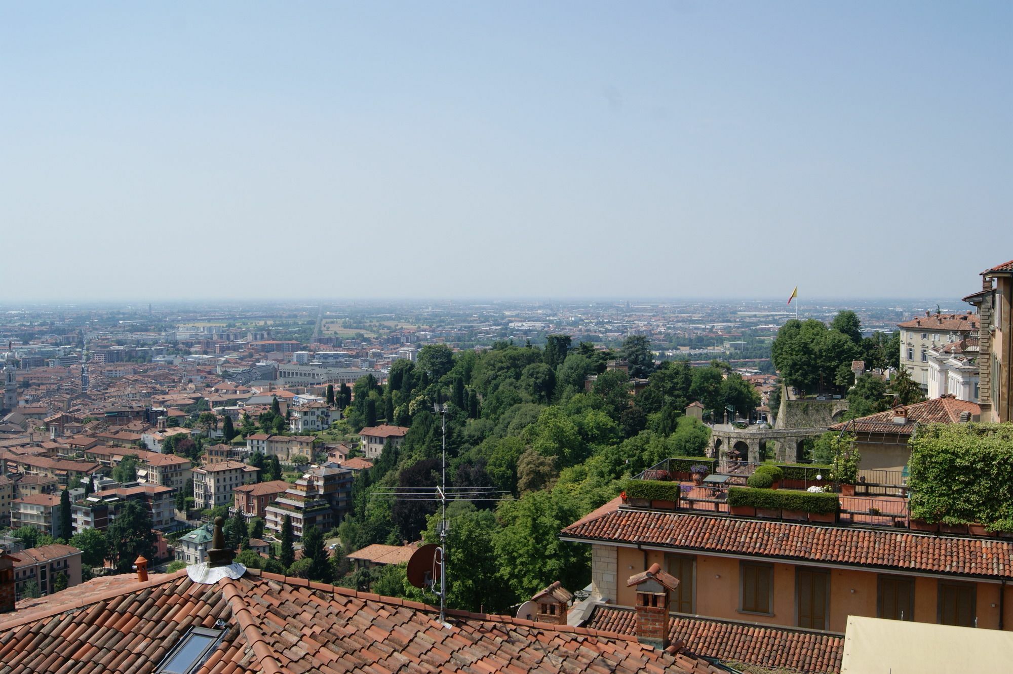La Luna Blu In Old Town Bergamo Luaran gambar